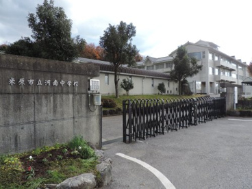 米原市立河南中学校の画像1
