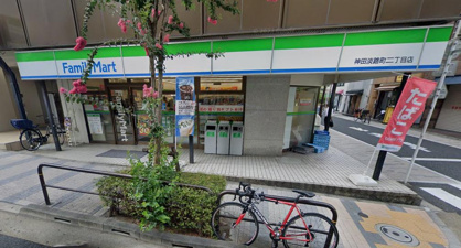 ファミリーマート 神田淡路町二丁目店の画像1