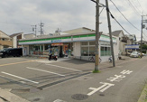 コンビニエンスストア ファミリーマート 川西久代店