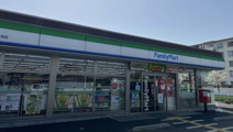 ファミリーマート 鴻巣富士見店