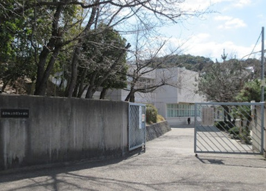 妙見坂小学校の画像1