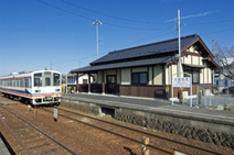 駅 騰波ノ江駅