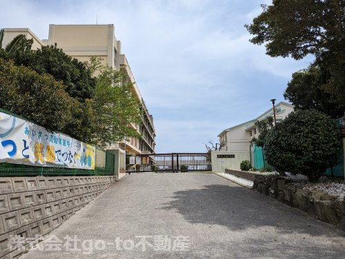 明石市立大蔵中学校の画像