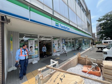 ファミリーマート 世田谷瀬田四丁目店の画像1