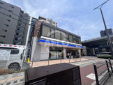 コンビニエンスストア ローソン 西中島南方店