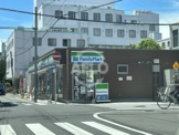 ファミリーマート 淀川三国本町店