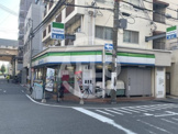 ファミリーマート 淀川図書館前店