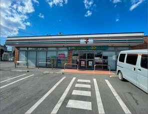 セブンイレブン 日高工業団地店の画像