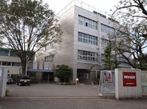 私立明星学園中学校