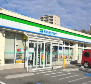 ファミリーマート 片瀬江ノ島駅前店の画像1