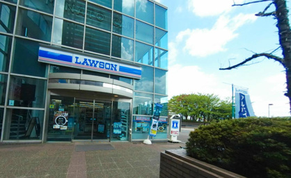 ローソン 千葉ポートスクエア店の画像1