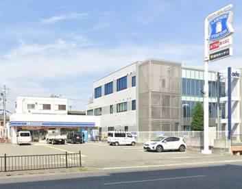 ローソン 尼崎東難波町四丁目店の画像1