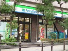 ファミリーマート 明大前北店の画像1