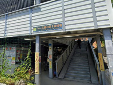 三鷹台暫定第1駐輪場の画像1