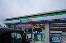 ファミリーマート 流通経済大前店