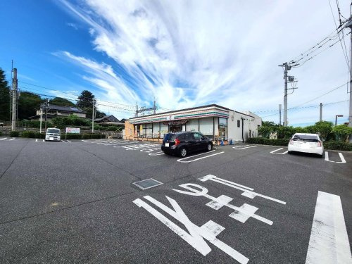 セブンイレブン岩槻本丸店の画像