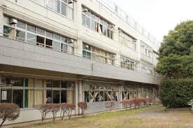 調布市立調布中学校の画像1