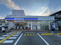 コンビニエンスストア ローソン 川西清和台西店