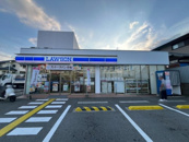 ローソン 川西清和台西店