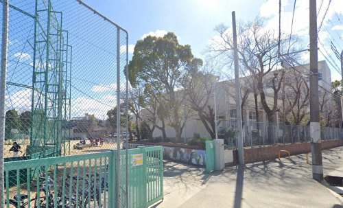 泉佐野市立新池中学校の画像