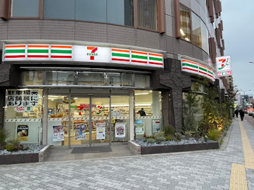 セブンイレブン 大阪西中島2丁目店の画像1