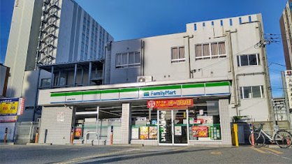 ファミリーマート 浪速敷津東店の画像1