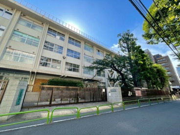 千代田区立番町小学校の画像1