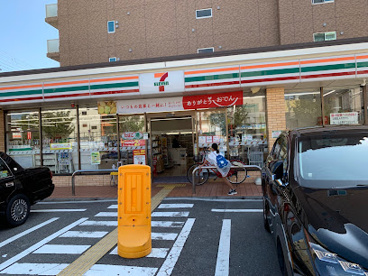 セブンイレブン 大阪塩草3丁目店の画像1