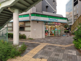 ファミリーマート 新大阪駅東口店