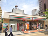 コンビニエンスストア セブンイレブン豊中岡町東店