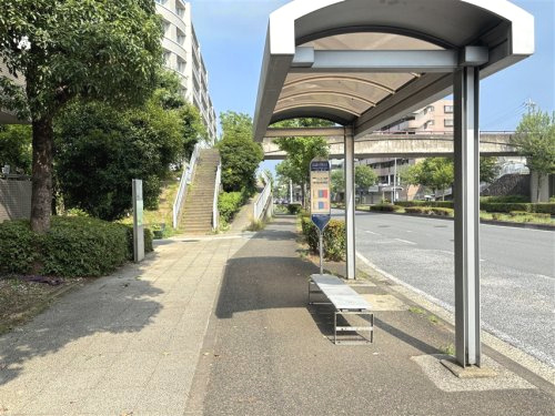 北山田小学校入口