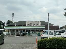 ファミリーマート 三鷹天文台通り店の画像1