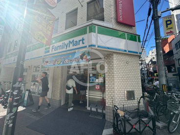 ファミリーマート 心斎橋店の画像1