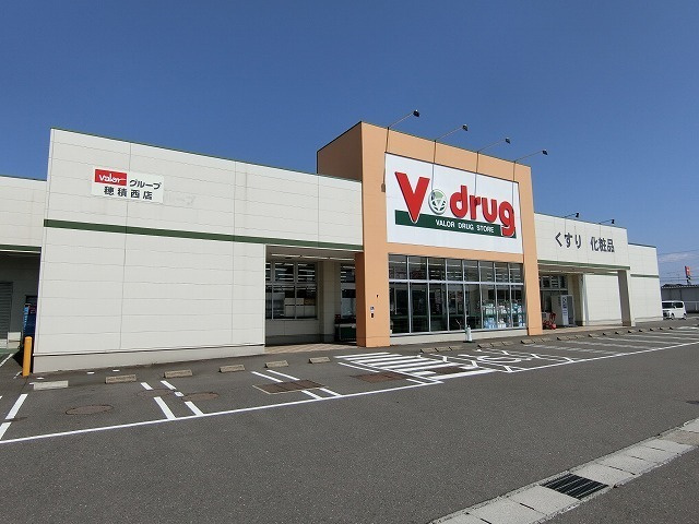 Ｖドラッグ 穂積西店