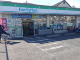 ファミリーマート富田林津々山店