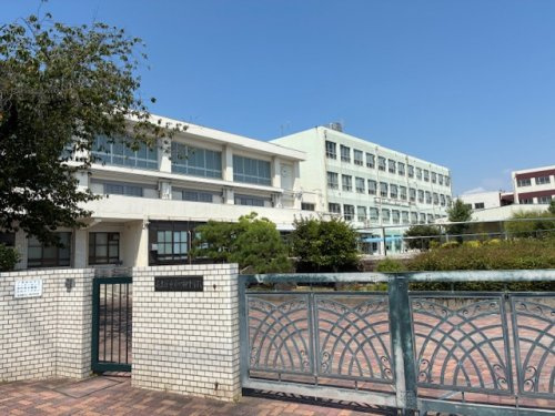 一柳中学校の画像