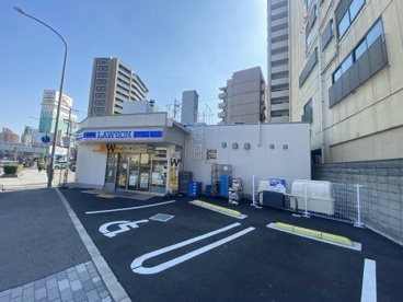 ローソン 宝塚栄町三丁目店の画像1