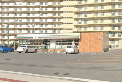 セブンイレブン　那覇安岡店の画像1