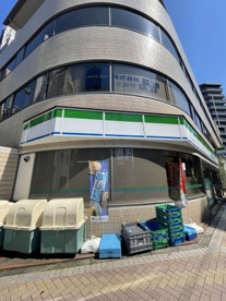 ファミリーマート麻布十番店の画像1