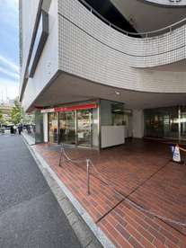 三菱UFJ銀行麻布支店の画像1