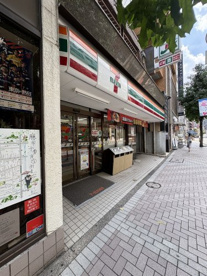セブンイレブン港区麻布十番2丁目店の画像1