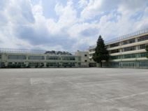 杉並区立天沼中学校