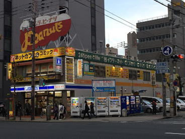 ローソン 日本橋三丁目交差点東店の画像1