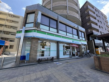 ファミリーマート 室見駅前店の画像1