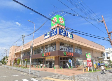 ライフ西淡路店の画像1