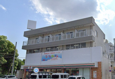 セブンイレブン 大阪西淡路5丁目店の画像1