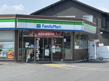 ファミリーマート天理指柳町店の画像1
