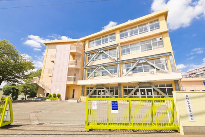 東村山市立青葉小学校の画像1