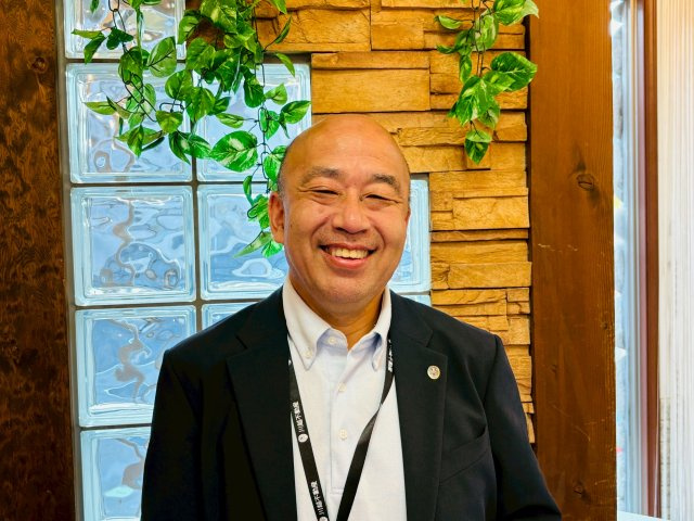 金康 輝彦