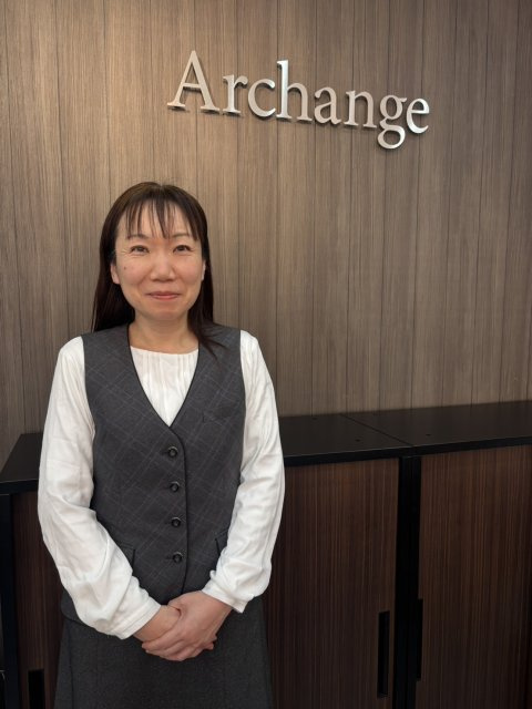 青野 真由の画像